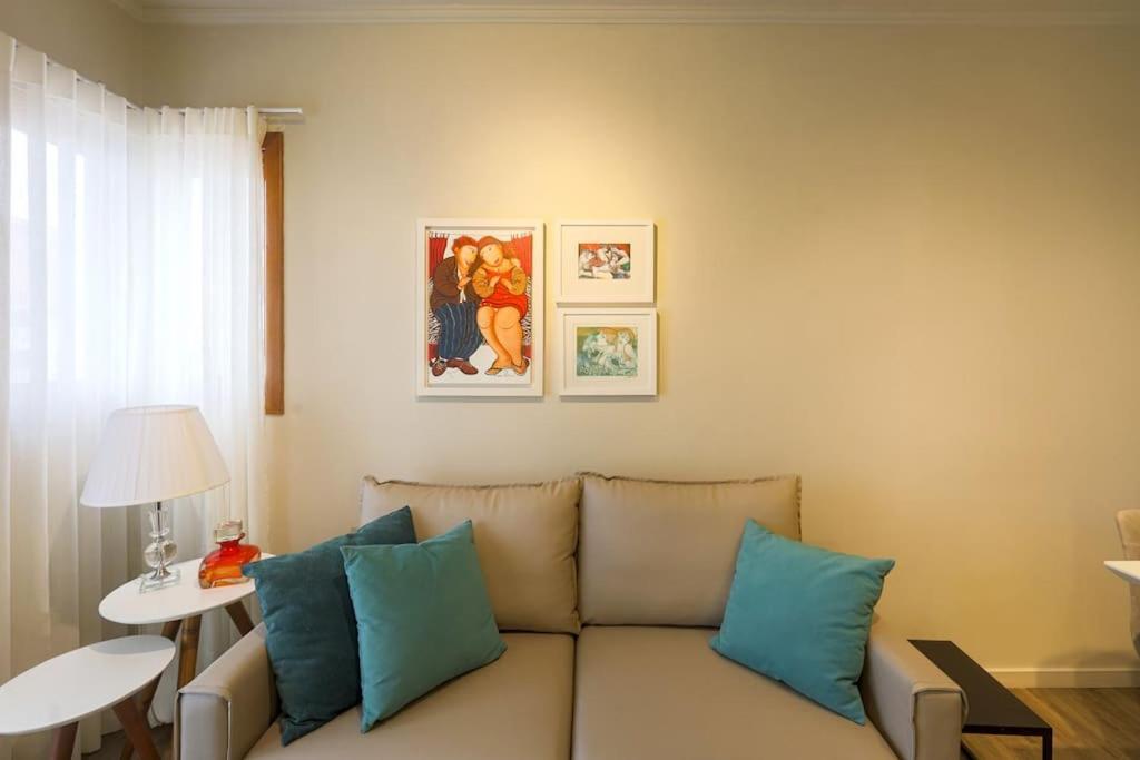 Aparthotel Flat Avenida Independencia Porto Alegre Esterno foto